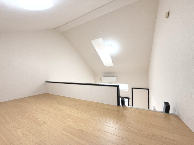 グリーンコーポの収納|3.0帖のロフト