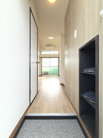 グリーンコーポの玄関|明るい玄関