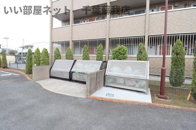 バニュルスⅡのその他共用部分|ゴミストッカー