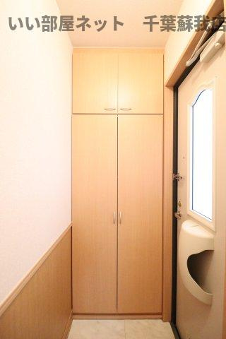 バニュルスⅡの玄関|シューズボックス