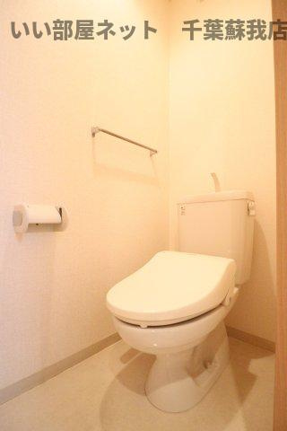 バニュルスⅡのトイレ|ゆったりとした空間のトイレです