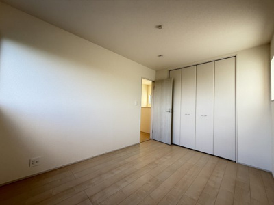 【洋室】 | うるま市田場（全4棟） | 4号棟　洋室6帖＋CL付き♪