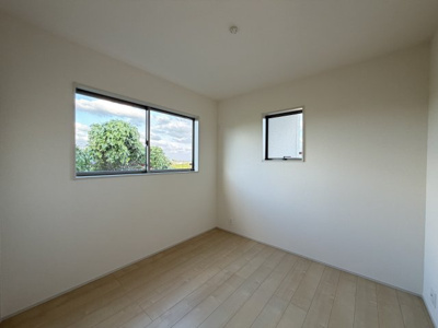 【洋室】 | うるま市田場（全4棟） | 4号棟　洋室5帖＋CL付き♪