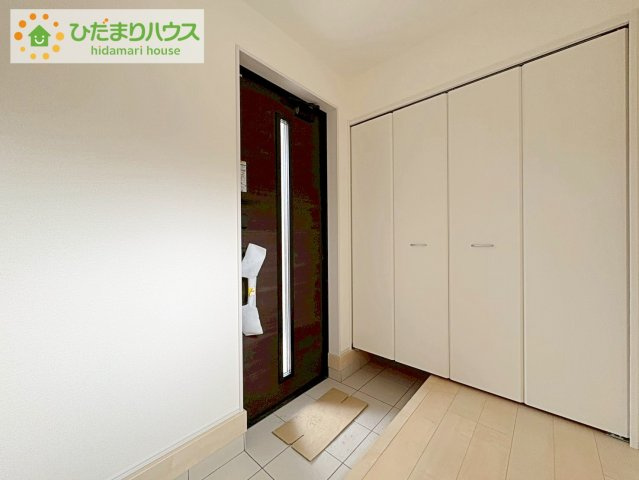 ひたちなか田彦10期　新築戸建　1号棟の玄関|丁度良い靴箱のサイズ♪これだけあれば家族全員の靴がしまえてスッキリ(^O^)