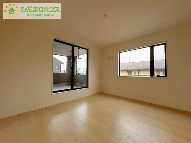 ひたちなか田彦10期　新築戸建　1号棟の寝室|広めの主寝室は、ベッドの他にもパソコンデスクやドレッサーなども置けちゃいます(*^-^*)