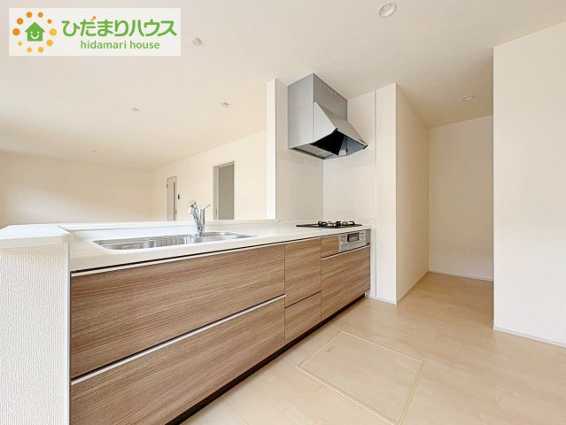 ひたちなか田彦10期　新築戸建　1号棟のキッチン|LDKと一体の空間を演出してくれる、オープンキッチン!(^^)!