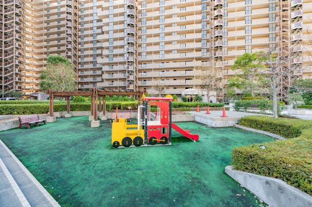 シスナブ池袋本町のその他|敷地内のプレイロット 敷地内なので小さなお子様も安心して遊んでいただけます