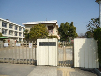 【周辺】 | シルフィード三木 | 三木市立緑が丘東幼稚園まで2,054ｍ