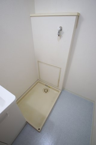 【設備】 | ライゼックス富田林 | 室内洗濯機置き場