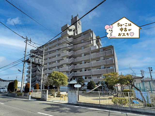 グラン・コート若林の外観