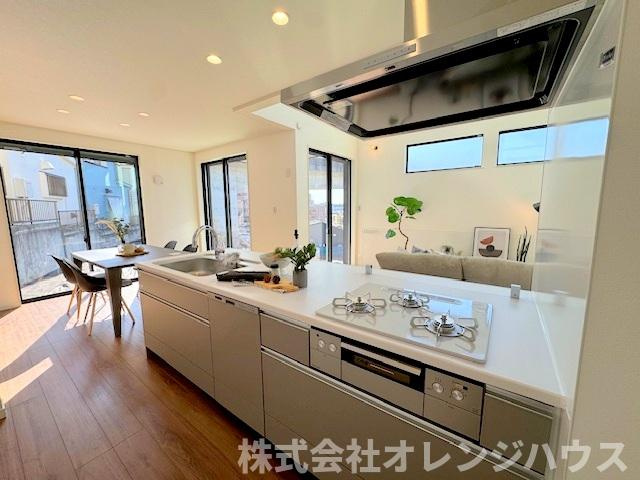 【キッチン】 | 座間市南栗原三丁目　新築分譲住宅　全1棟 | 写真撮影【2026.1】