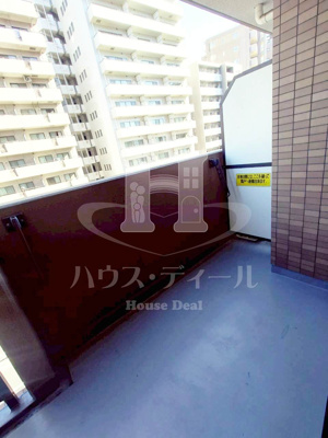 【バルコニー】 | 朝日シティパリオ王子神谷 | お洗濯にも便利なバルコニー付き