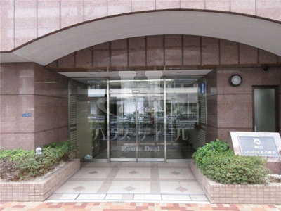 【エントランス】 | 朝日シティパリオ王子神谷 | エントランスです