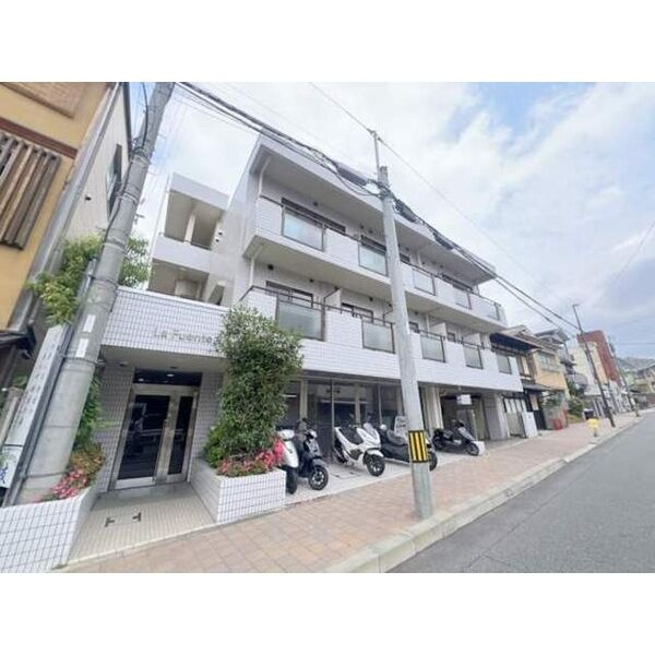 ラフェンテ友の外観