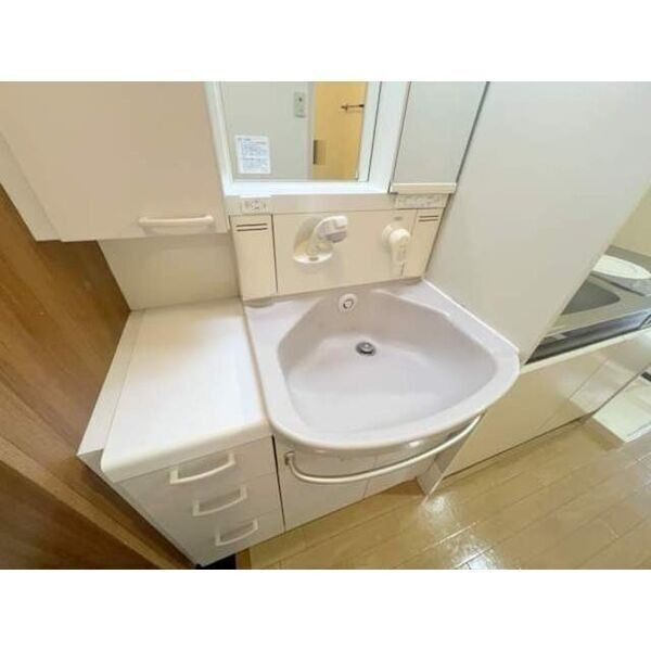 ラフェンテ友の洗面所