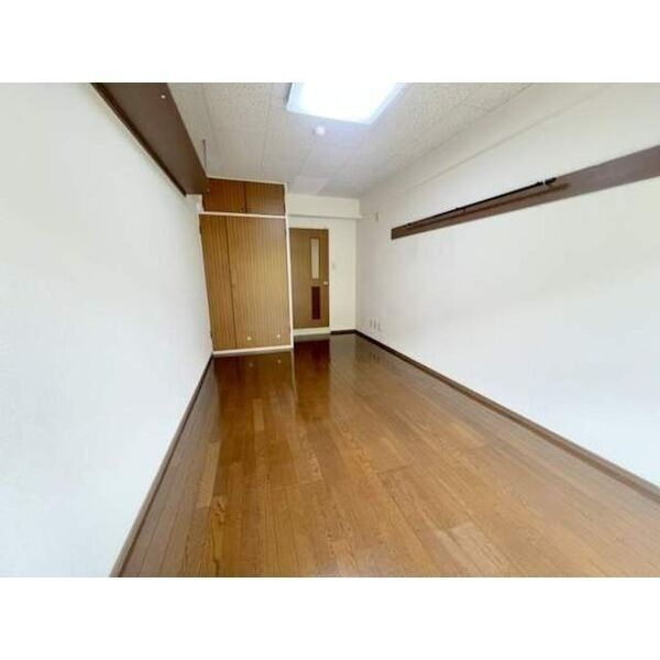 ラフェンテ友の内装