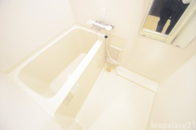 レオネクストＳ＆Ｋの浴室|備品や設備仕様は号室等により異なります現地をご確認下さい。