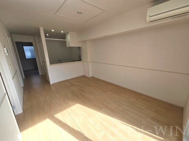 カルム・ソシア Bの居間・リビング