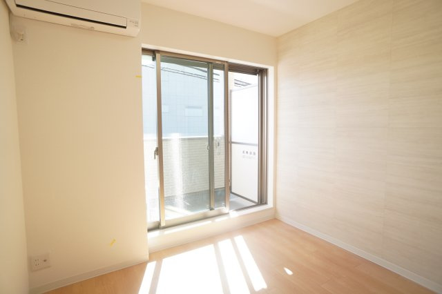 サムウィンの洋室