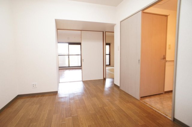 マローネの居間・リビング