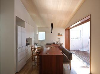 【居間・リビング】