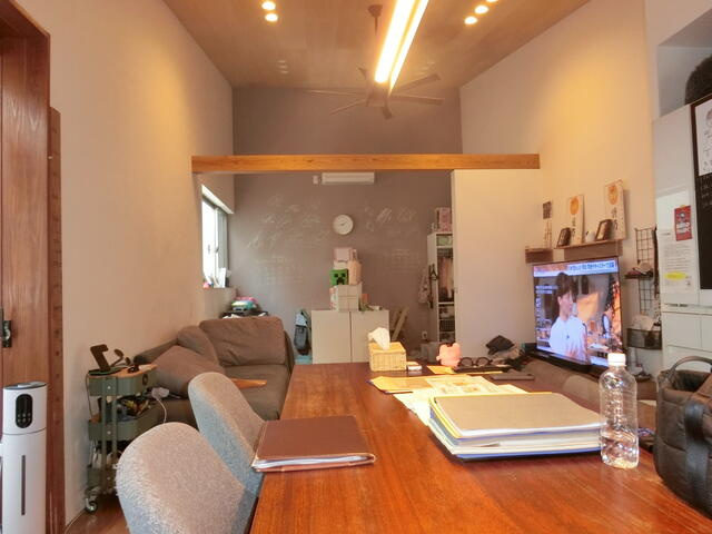 【居間・リビング】