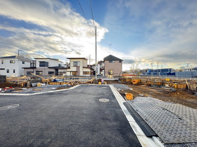 東村山市恩多町3丁目・全12棟　新築一戸建　C号棟の前面道路含む現地写真|建築中写真（2026年1月22日撮影）