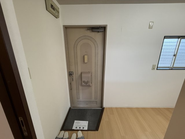 ハウス葭の玄関