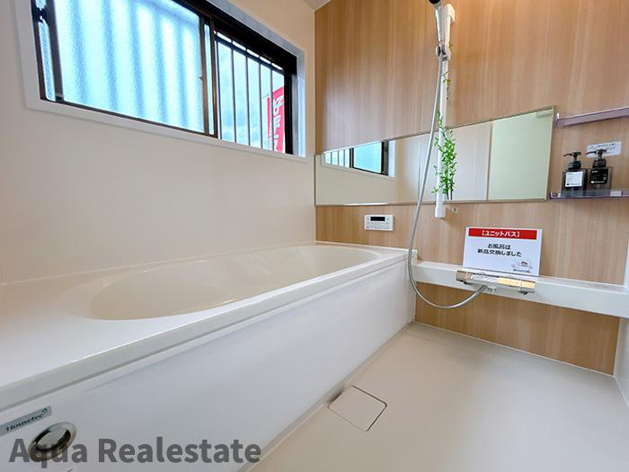 善通寺市木徳町　リノベ住宅の浴室|浴室　新品交換済。一坪タイプの浴室で広々とした空間になっています