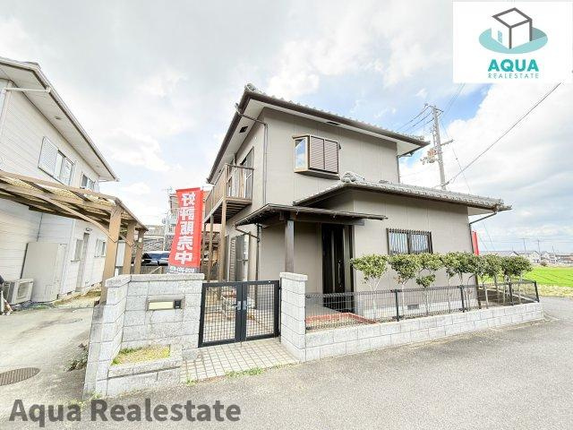 善通寺市木徳町　リノベ住宅の前面道路含む現地写真|前面道路含む現地写真です