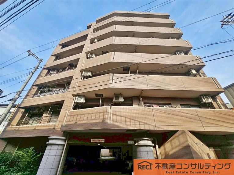 ファミリーハイツ御影の外観