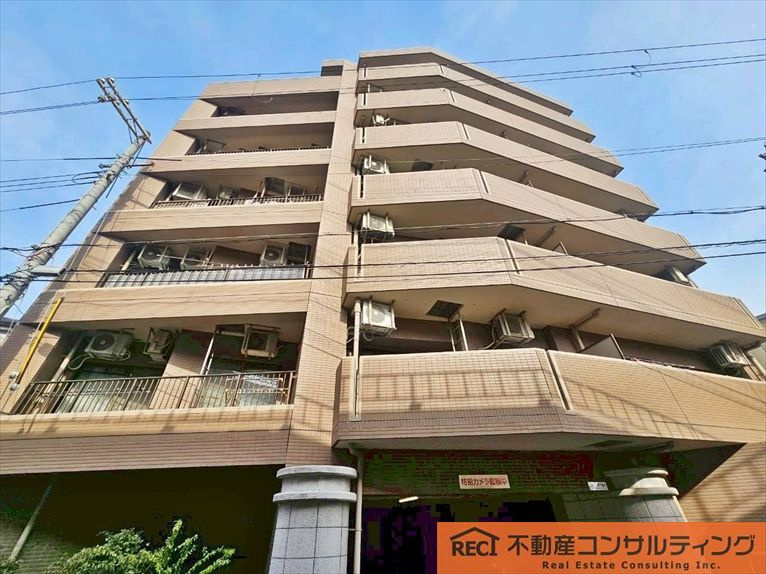 ファミリーハイツ御影の外観