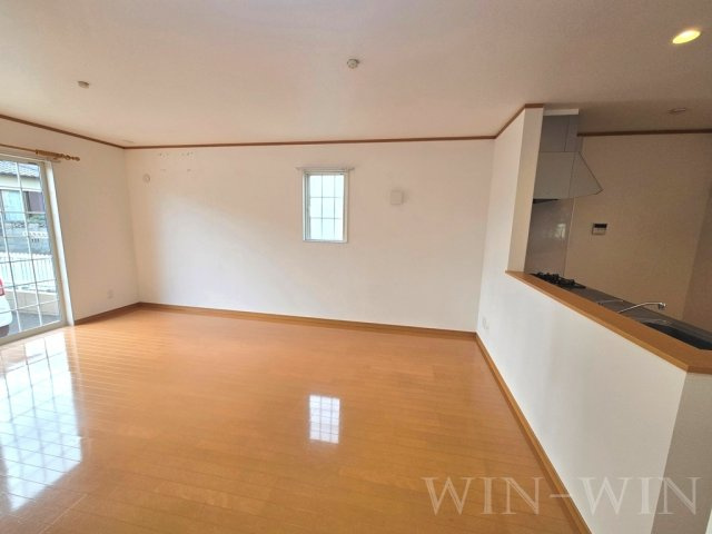 サウシア Aの居間・リビング