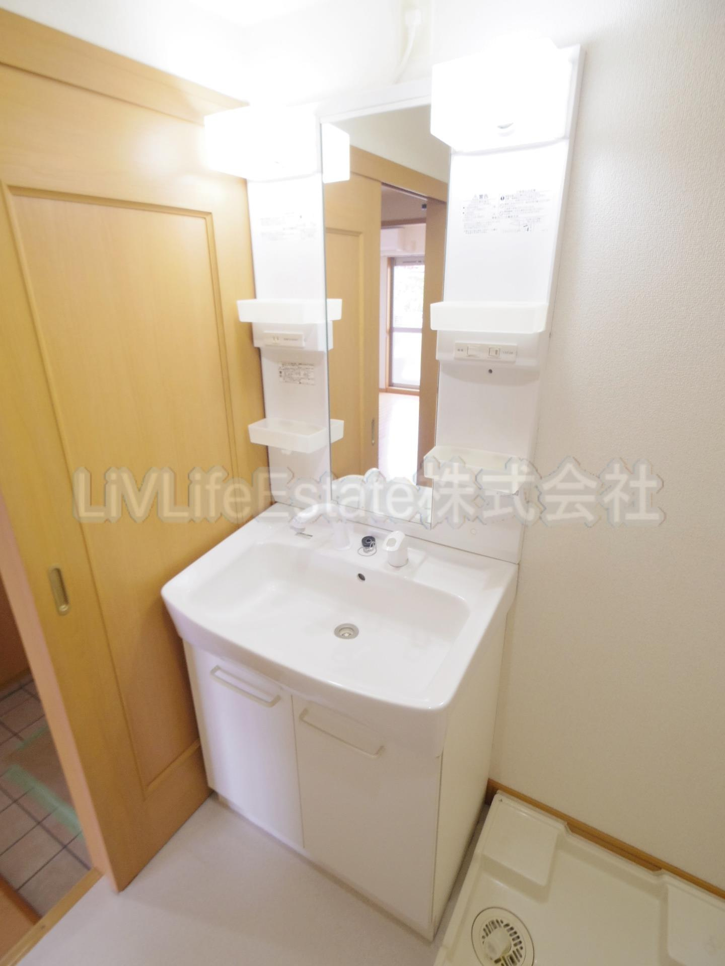 ベル・ソレイユBの洗面所