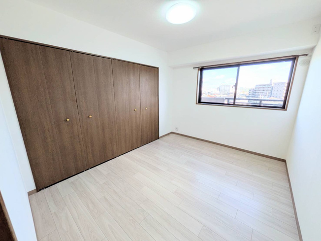 【洋室】 | ロワイヤル明石魚住