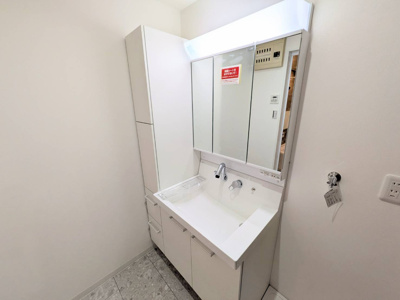 【独立洗面台】 | ロワイヤル明石魚住