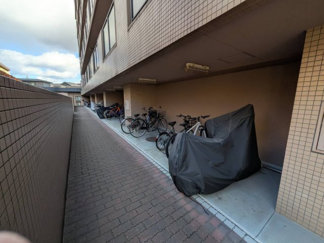 【駐輪場】 | ロワイヤル明石魚住