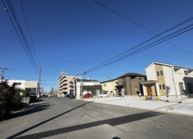 新築　前橋市広瀬町3丁目　Heartful　Town　B号棟の前面道路含む現地写真|現地写真　西側接道幅員約12ｍ