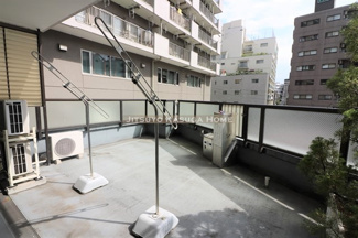 【バルコニー】