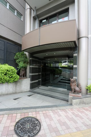 【エントランス】