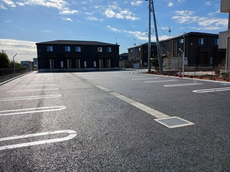 【駐車場】 | Ｋ．Ｚ　ｗｉｌｌ　Ｊ | 車をお持ちの方に嬉しい駐車場付きの物件です