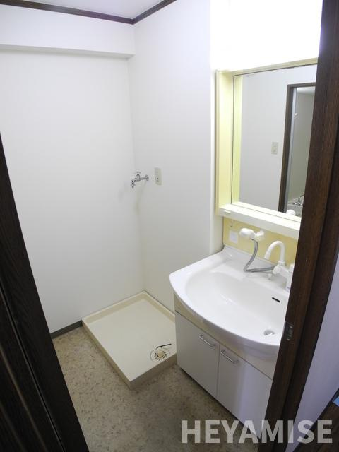 モンパルト万屋の洗面所|※同間取りの別の階のお部屋の画像です※現況を優先します