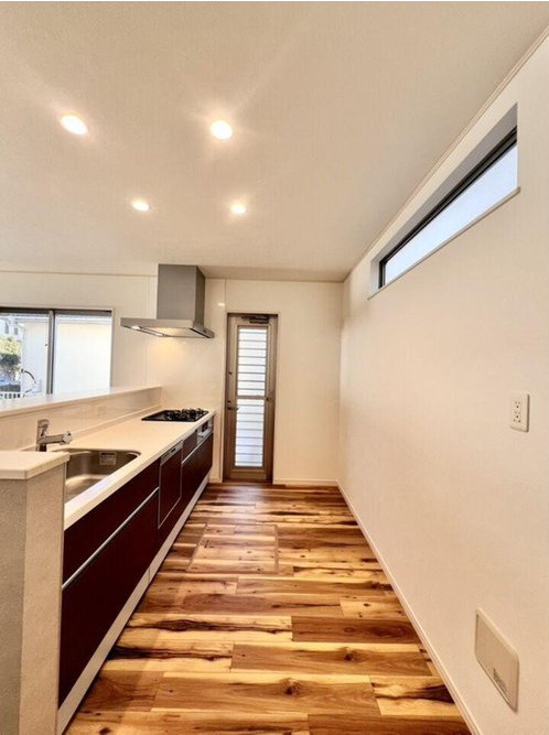 流山市東深井　中古戸建　平成27年築のキッチン