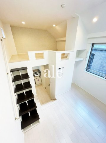 LUANAの居間・リビング|同仕様