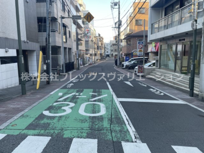 【周辺】 | AXAS-AZEST王子 | 前面道路