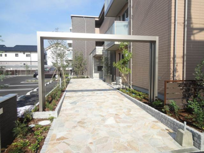 【エントランス】 | べレオ生石