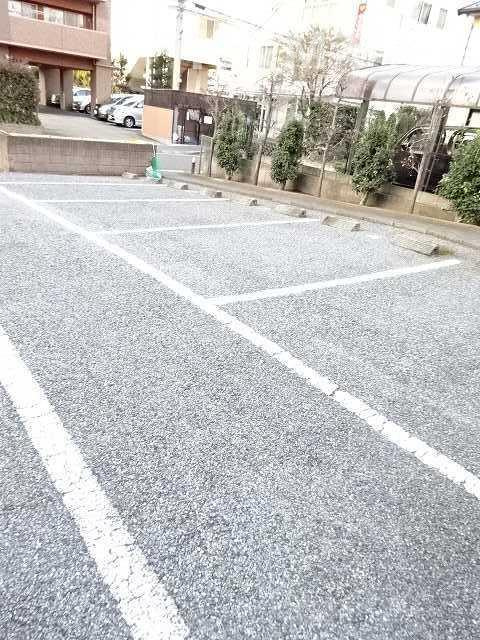 シャンドフルールⅡの駐車場|駐車場があります