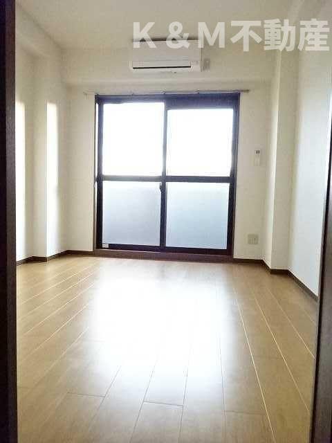 シャンドフルールⅡの居間・リビング|ゆったり過ごせる居間です