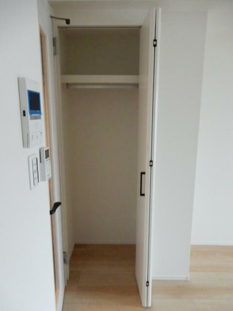 川崎市麻生区百合丘１丁目の賃貸マンションの収納|居室