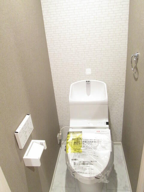 川崎市麻生区百合丘１丁目の賃貸マンションのトイレ